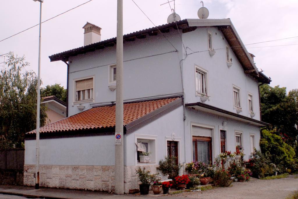 Villa Fiorita Monfalcone Szoba fotó